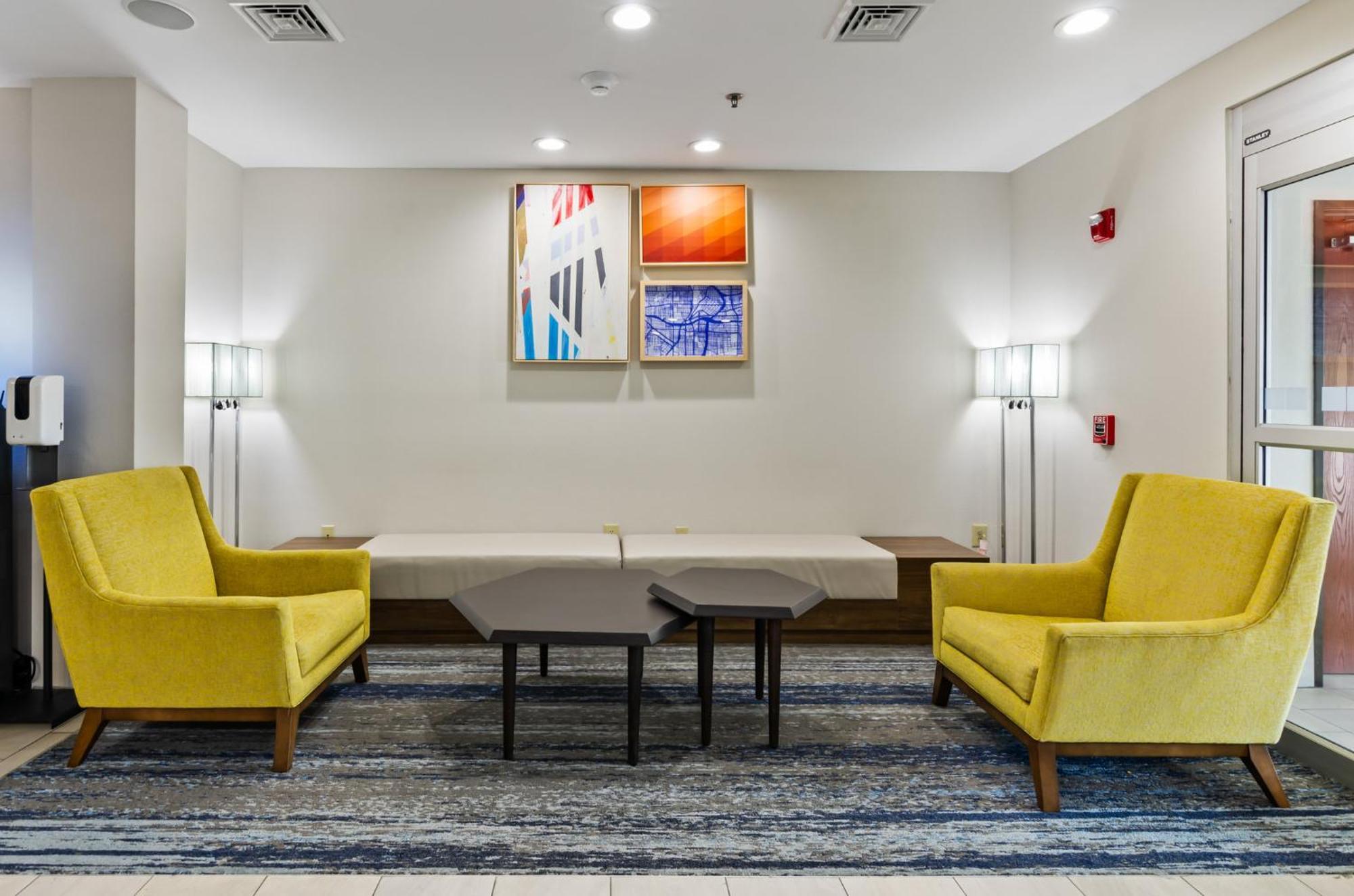 Holiday Inn Express & Suites Wytheville By Ihg Buitenkant foto