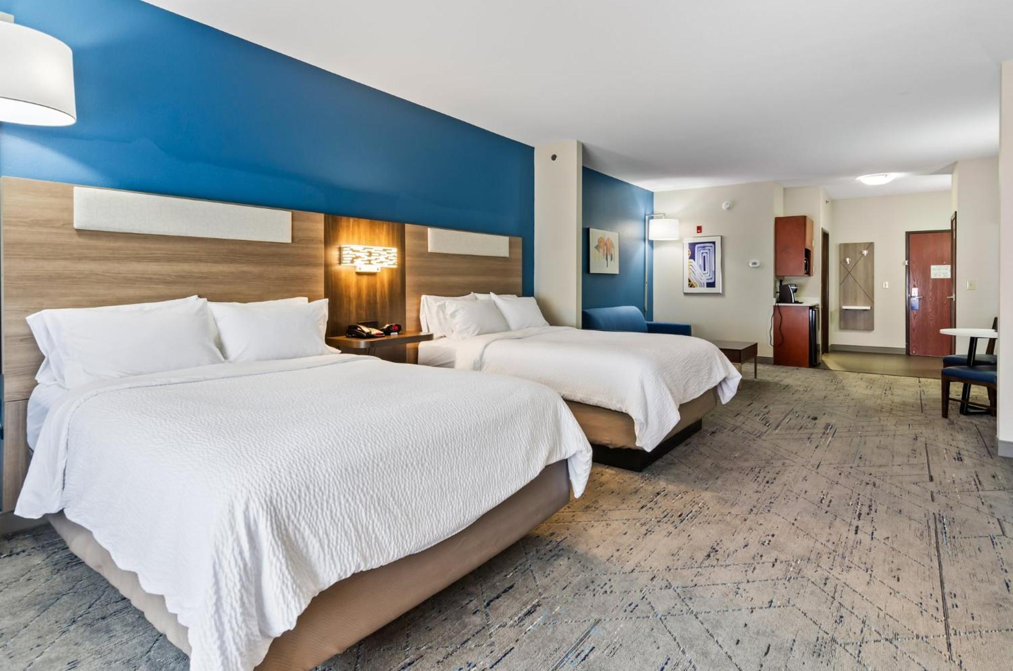 Holiday Inn Express & Suites Wytheville By Ihg Buitenkant foto